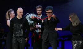 „Auksiniais scenos kryžiais“ pasidabino Gunteris Krameris ir opera „Don Karlas“