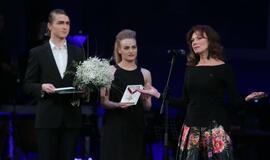„Auksiniais scenos kryžiais“ pasidabino Gunteris Krameris ir opera „Don Karlas“