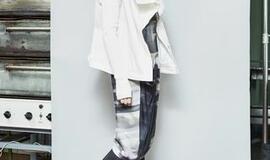 "Julia Janus" - progresyvus stilius be dydžio ribų