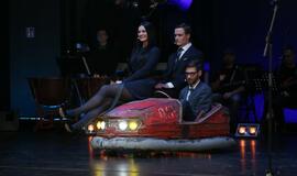 „Auksiniais scenos kryžiais“ pasidabino Gunteris Krameris ir opera „Don Karlas“