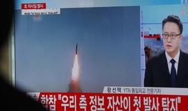 Šiaurės Korėja paleido keturias balistines raketas