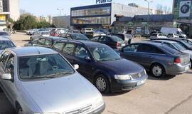 Tvarkys erdvę šalia buvusio kino teatro "Vaidila"