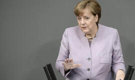 Angela Merkel perspėja britus neturėti iliuzijų