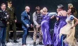 Ir vis dėlto karalius yra nuogas!