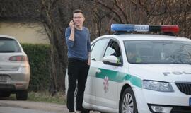 Naktiniai reidai: ir neblaivūs vairuotojai, ir bandymas papirkti