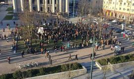 Reikalavo dekriminalizuoti kanapių laikymą