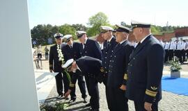 Įteiktos  „Albatroso“ statulėlės, Jūros veterano ženklai