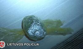 Pareigūnų laimikis - daug psichotropinių medžiagų