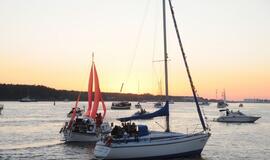 Uostamiestį drebino laivų paradas