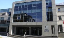 Dėl pranešimo apie galimą sprogmenį evakuojamas Kauno apygardos teismas
