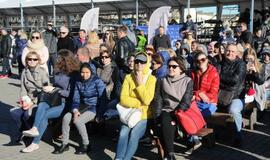 Piliavietėje iškilmingai pakelta Klaipėdos miesto vėliava