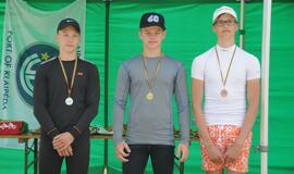 "Vilties yriuose" varžėsi pusantro šimto irkluotojų