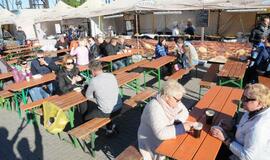 Piliavietėje iškilmingai pakelta Klaipėdos miesto vėliava