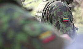 STT tiria piktnaudžiavimą vykdant Lietuvos kariuomenės pirkimus
