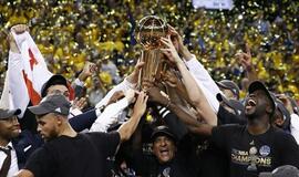 „Warriors“ krepšininkai - NBA čempionai