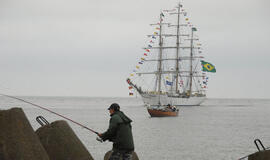 Didžiųjų pasaulio burlaivių fiesta prasideda