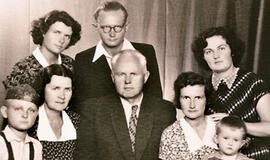 Klaipėdos akvarelės: namai ir žmonės (497)