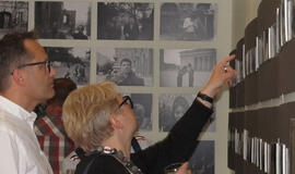 Nuo piešinių ir juvelyrikos - iki atvirukų iš Atlantidos