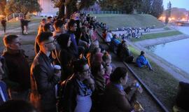 Jono kalnelis: fontanų ir pirotechnikos šou