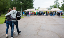 SEL gerbėjai traukia į koncertą