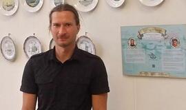 Burlaivių portretus įamžino lėkštutėse