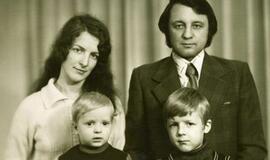 Klaipėdos akvarelės: namai ir žmonės (501)