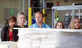 Baldų fabriko veiklą sustabdė - klasikinė muzika