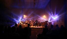 Baldų fabriko veiklą sustabdė - klasikinė muzika