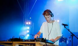 „Roko naktyse“ pasirodžiusios pašėlusios „Repetitor“ muzikantės: „Pusryčiams valgome čipsus!“