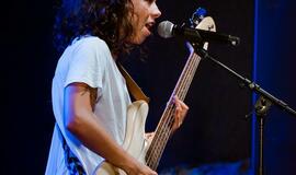 „Roko naktyse“ pasirodžiusios pašėlusios „Repetitor“ muzikantės: „Pusryčiams valgome čipsus!“