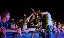 „Roko naktyse“ pasirodžiusios pašėlusios „Repetitor“ muzikantės: „Pusryčiams valgome čipsus!“