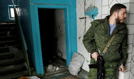 Rytų Ukrainoje įsigaliojusios paliaubos kol kas nepažeistos