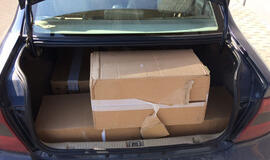 19-metė sulaikyta su nelegalių cigarečių kroviniu