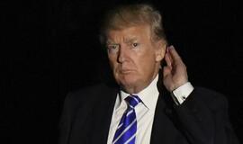 Donaldas Trampas nori nustatyti maksimalią 45 000 priimamų pabėgėlių ribą