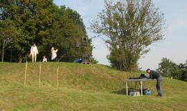 Ir susirinko klaipėdiečiai ant Žardės piliakalnio...