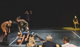 Teatras „Kitas kampas“ klaipėdiečius kvies improvizacijos pagalba keisti gyvenimą