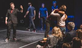 Teatras „Kitas kampas“ klaipėdiečius kvies improvizacijos pagalba keisti gyvenimą