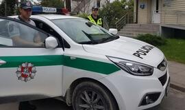 Policijos pareigūnai išgelbėjo du jaunuolius