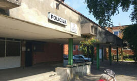 Policijos turtas palengva randa šeimininkus