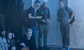 Madų šou sandėlyje