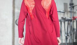 Madų šou sandėlyje