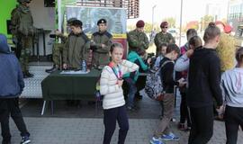 "Judriojoje mugėje" - tūkstančiai moksleivių