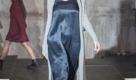 Madų šou sandėlyje