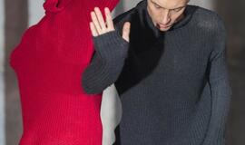 Madų šou sandėlyje