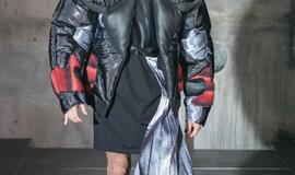 Madų šou sandėlyje