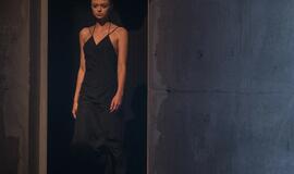 Madų šou sandėlyje