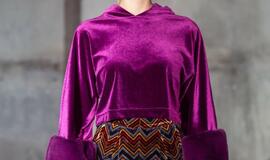 Madų šou sandėlyje