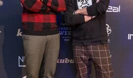 Madų šou sandėlyje