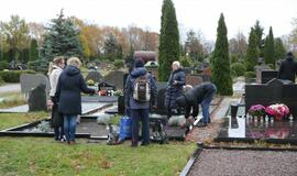 Lapkričio 1-oji Lėbartų kapinėse