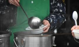 Teatro aikštėje - tradicinė žuvienė